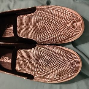 Size 7 La Sheelah Bling Slip on shoes